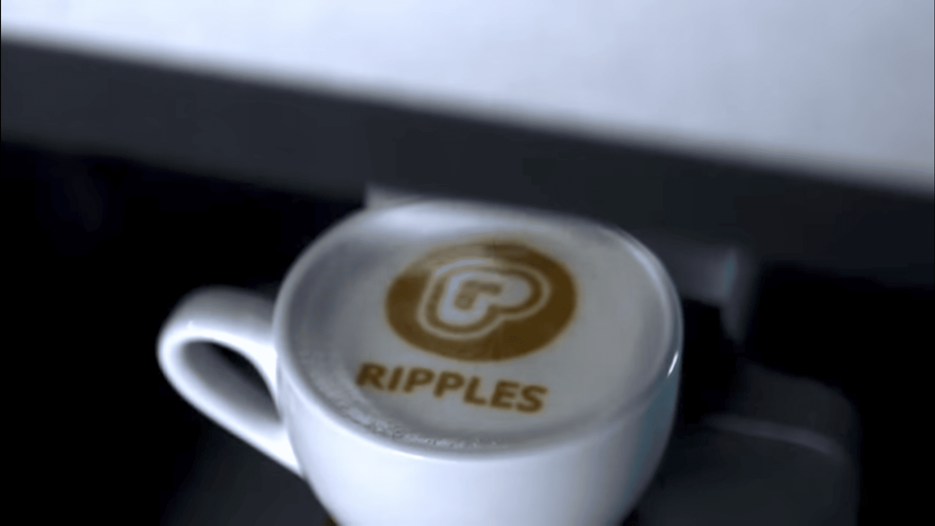 Selfie cafe ripple maker