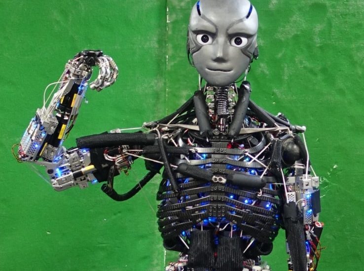 robot humanoïde