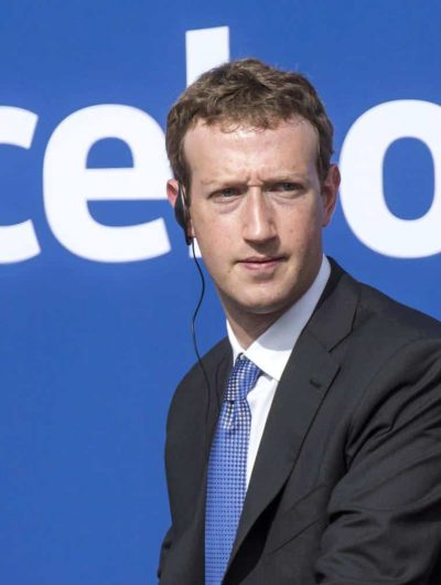 Facebook Mark Zuckerberg. données médicales. Il est revenu sur la fin d'année 2018 de Facebook et est fier