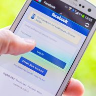 Facebook enregistre SMS android
