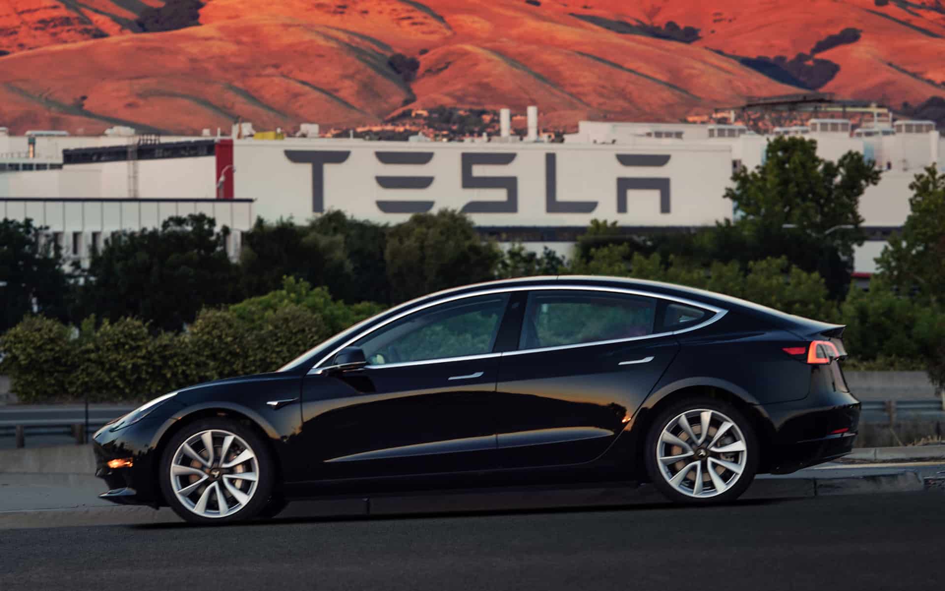 Tesla Model 3 fournisseurs