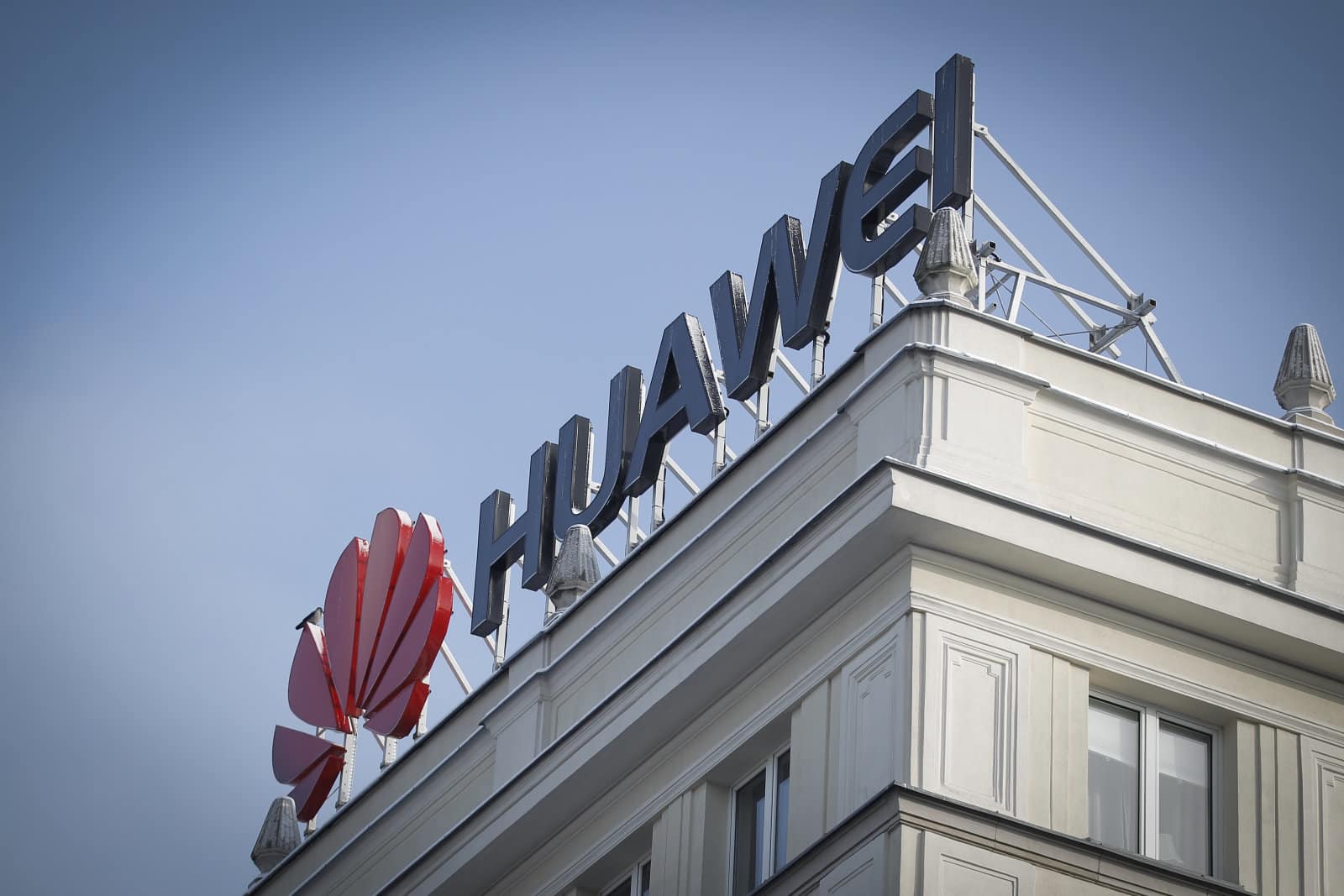 Huawei licencie son employé accusé d'espionnage en Pologne.