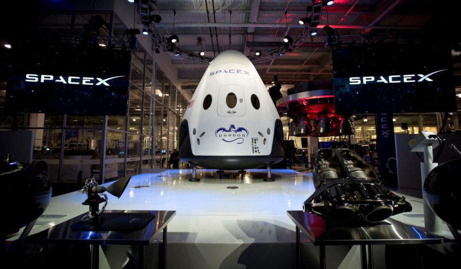SpaceX obtient l'approbation de la NASA pour tester le lancement de Crew Dragon.