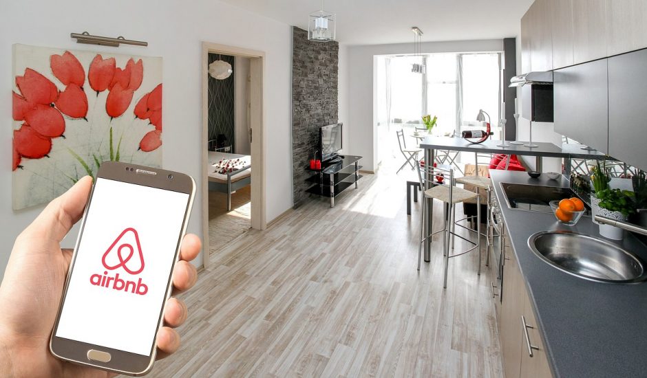 Airbnb travaillerait sur des programmes de télévision pour inciter les gens à voyager