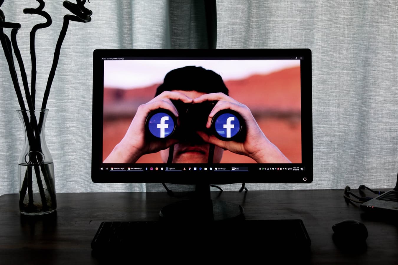 Deux sénateurs américains veulent que Facebook soit tenu personnellement responsable pour ses abus