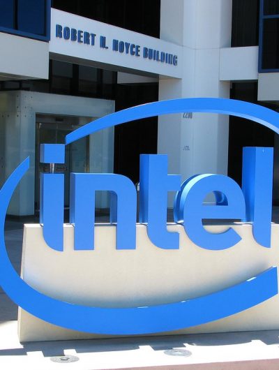 Intel compte impulser le développement d'une nouvelle génération d'ordinateurs portables à très haute autonomie. Intel propose un ordinateur avec huit millions de neurones.