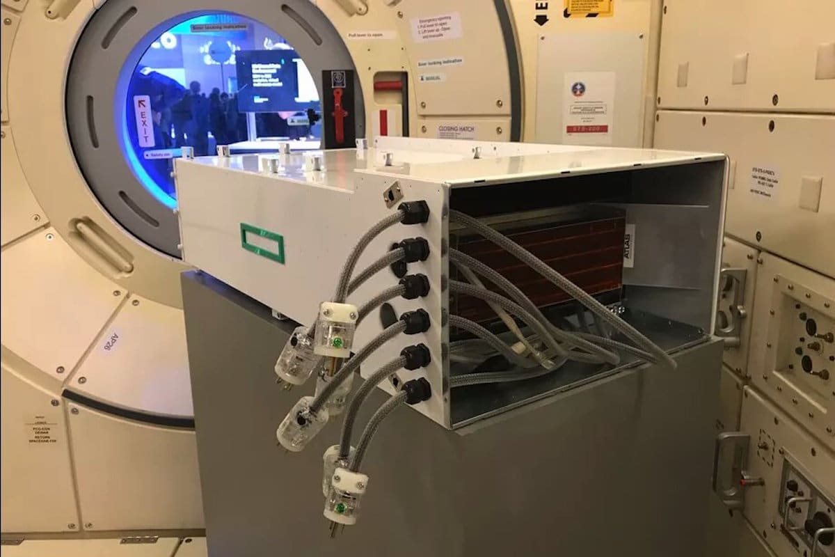 Le superordinateur de l'ISS de retour sur terre pour un examen capitale