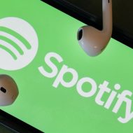 Spotify va lancer des playlists de podcast