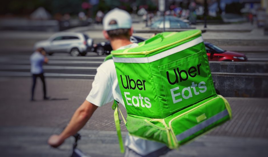 Uber Eats "dine-in"