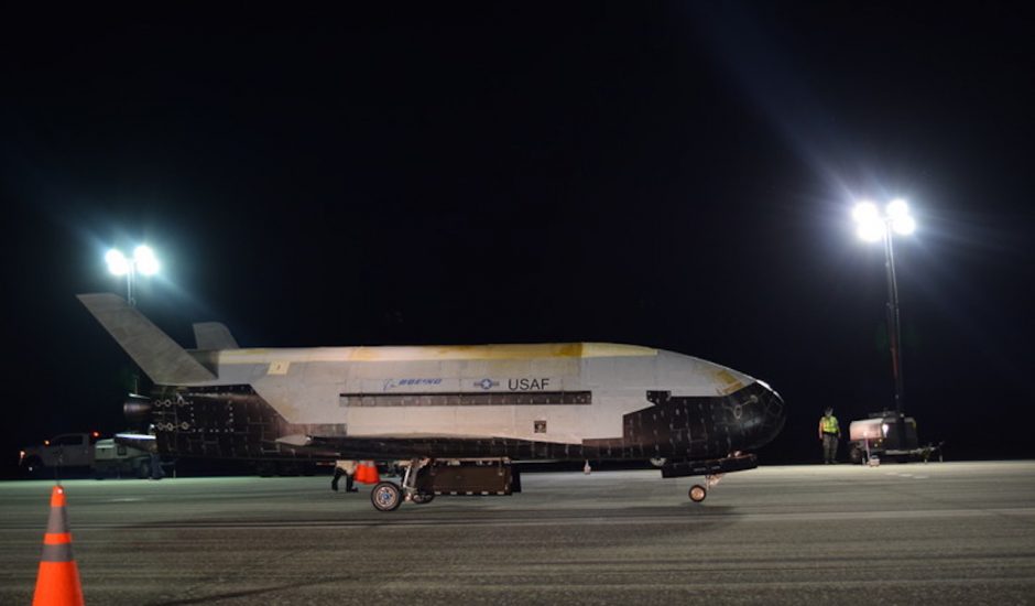 Le X-37B vient d'atterrir après 780 jours de vol.