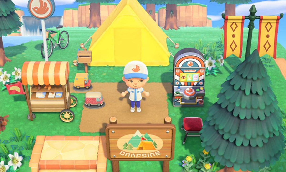 Un personnage d'Animal Crossing : New Horizons devant sa tente.