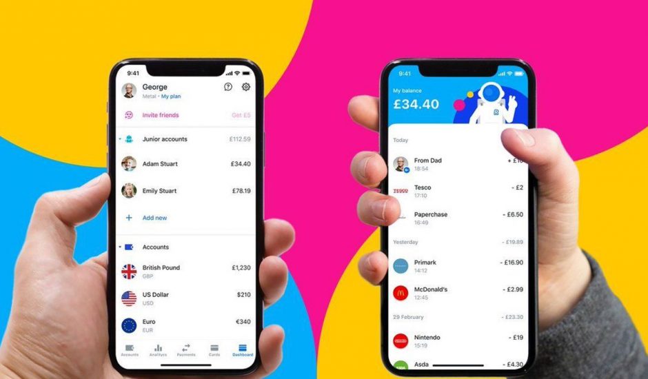 Deux smartphones affichant les interfaces de l'application "Revolut Junior" sur un fond coloré rose, bleu et jaune.