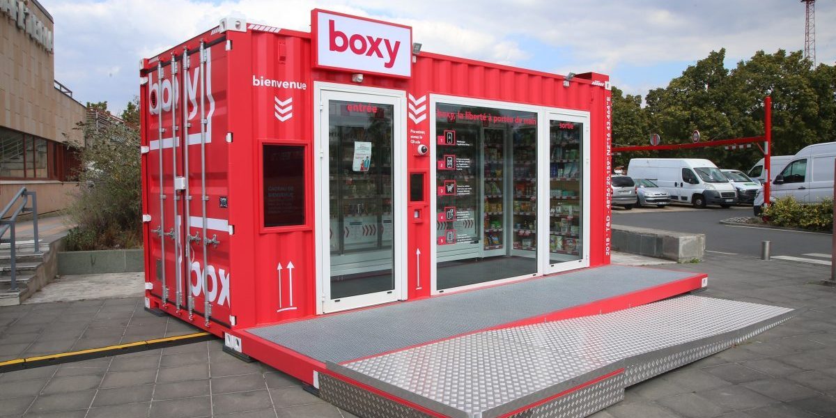 Un magasin Boxy, enseigne de Storelift