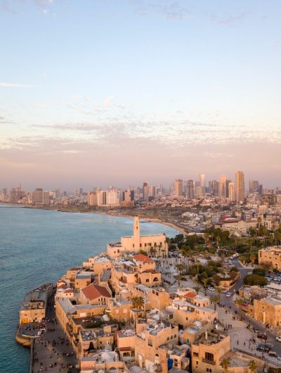 Une vue aérienne de la côte de Tel Aviv