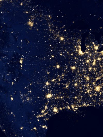 Les États-Unis vus depuis l'espace et de nuit
