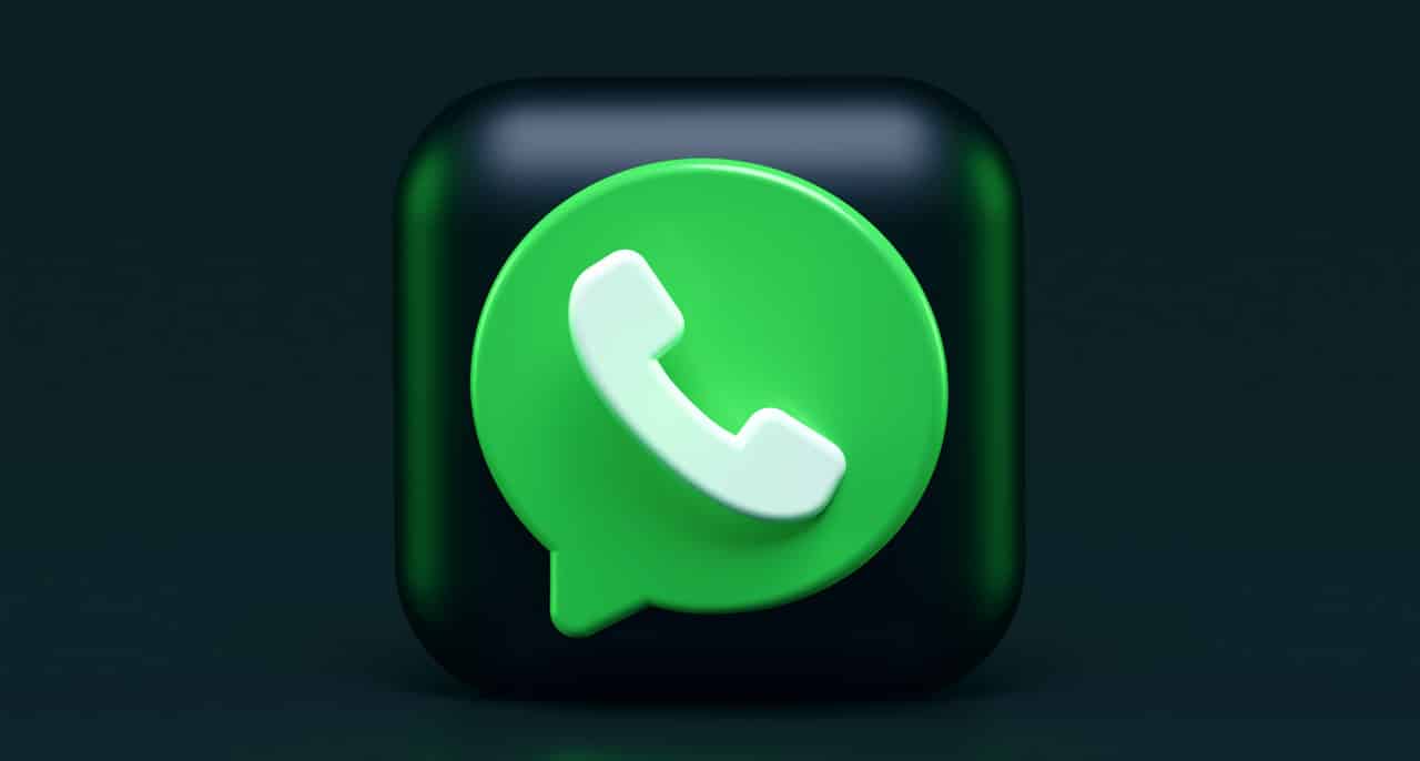 Le logo de WhatsApp en 3D.