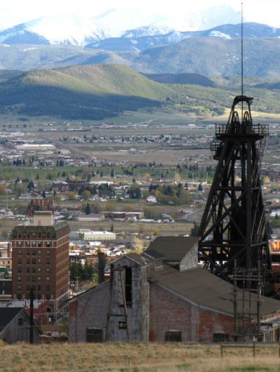 Ville de Butte dans le Montana avec une mine fermée