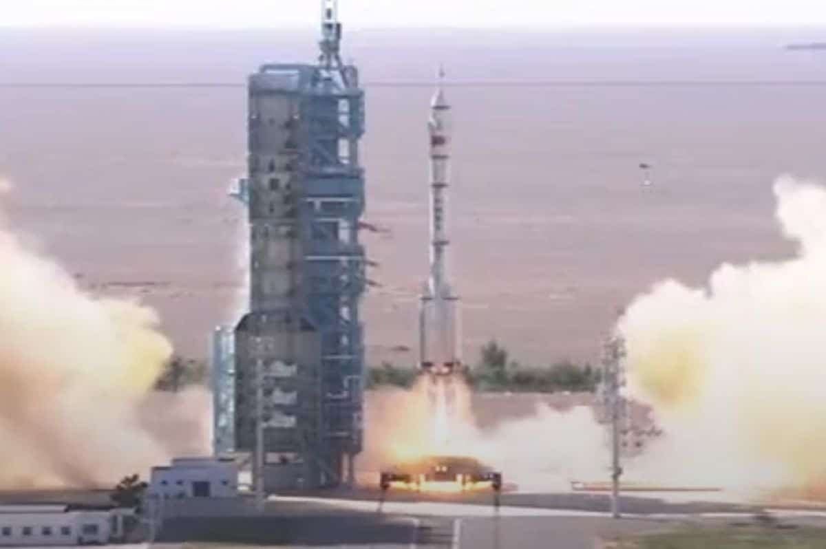 Une fusée chinoise en train de quitter son pas de tir