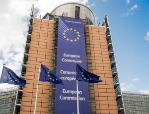 Fronton du bâtiment de la Commission européenne