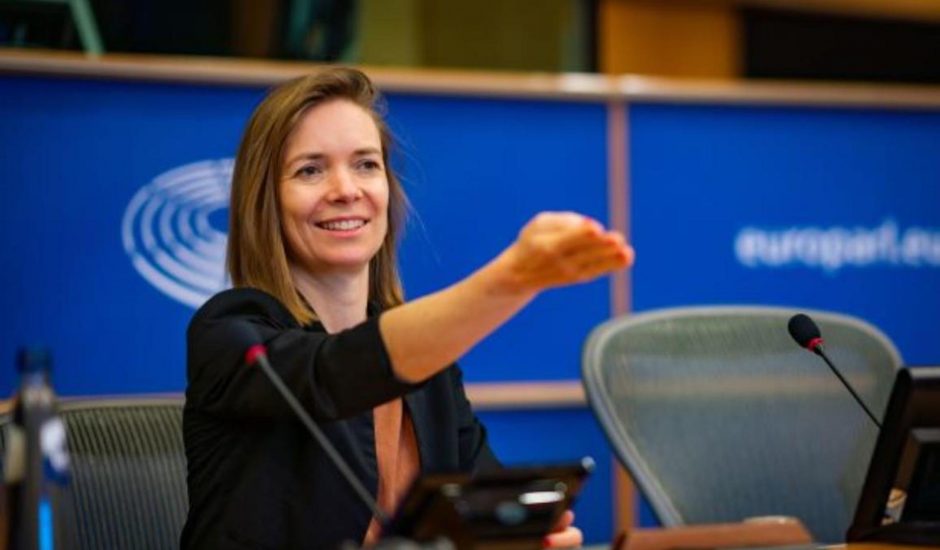 Aperçu d'Anna Cavazzini au Parlement européen.