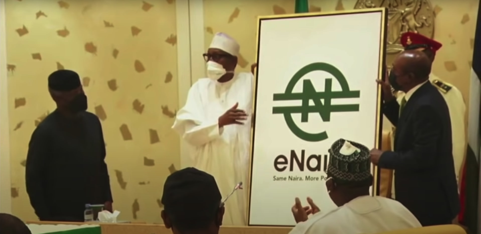 Le président Muhammadu Buhari a présenté le eNaira