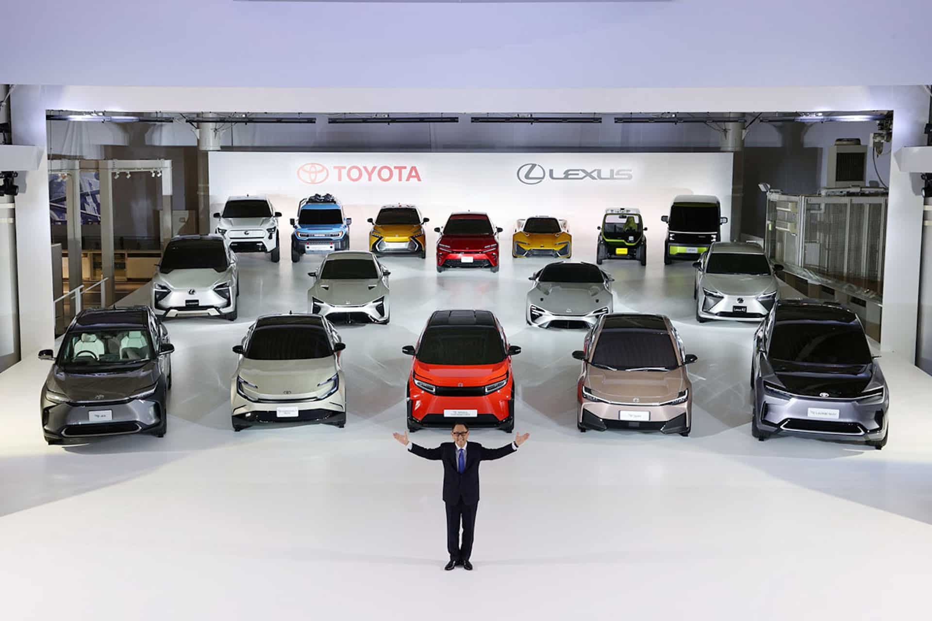 Les 17 voitures électriques de Toyota.