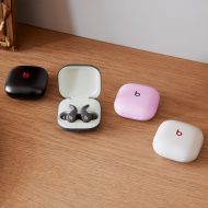 Les écouteurs BeatsFitPro en 4 coloris.