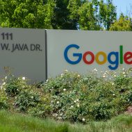 Panneau du siège social de Google.