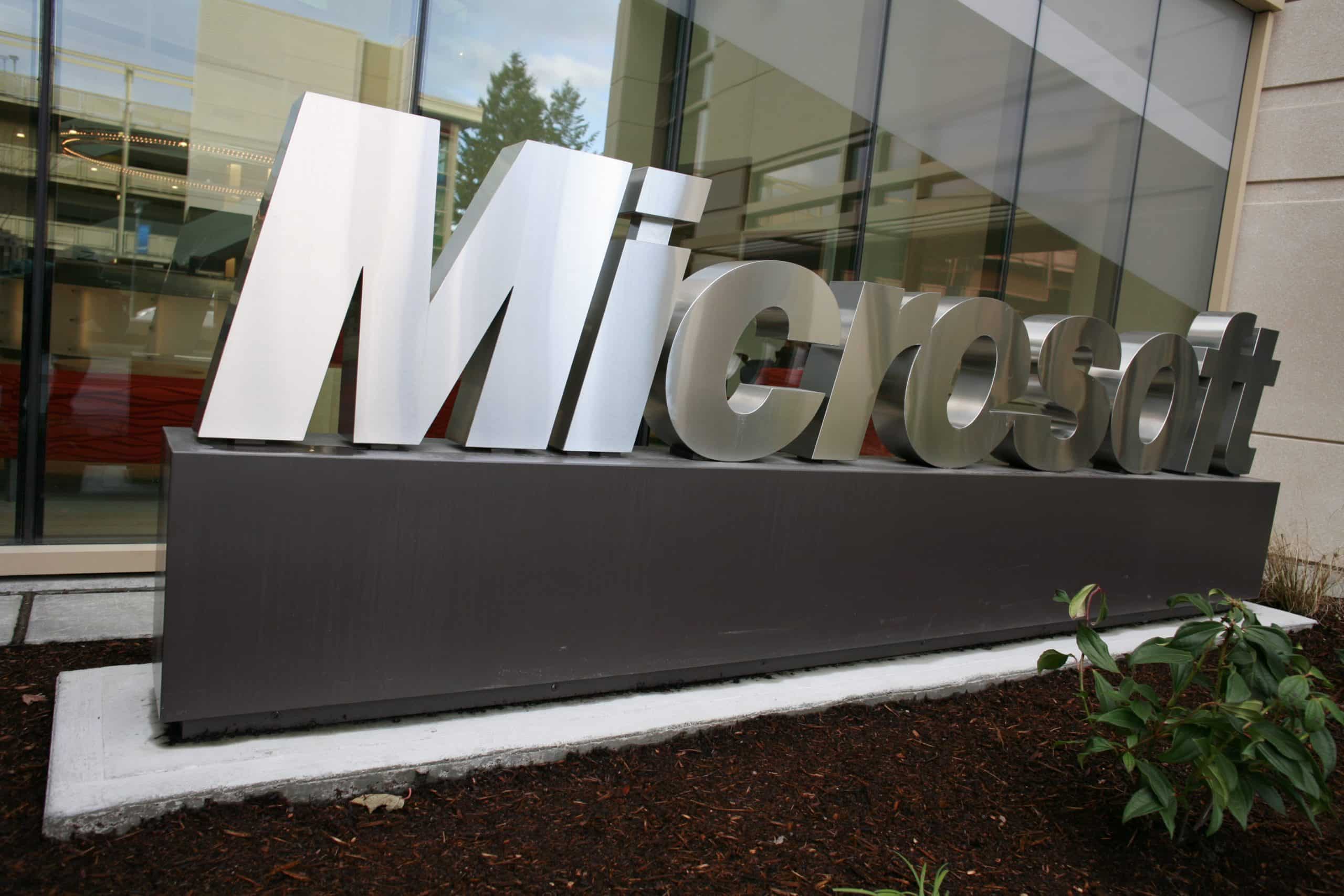 Microsoft va brider ses logiciels de reconnaissance faciale pour des questions éthiques