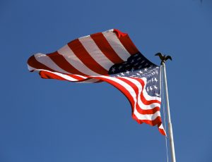 Le drapeau des États-Unis.