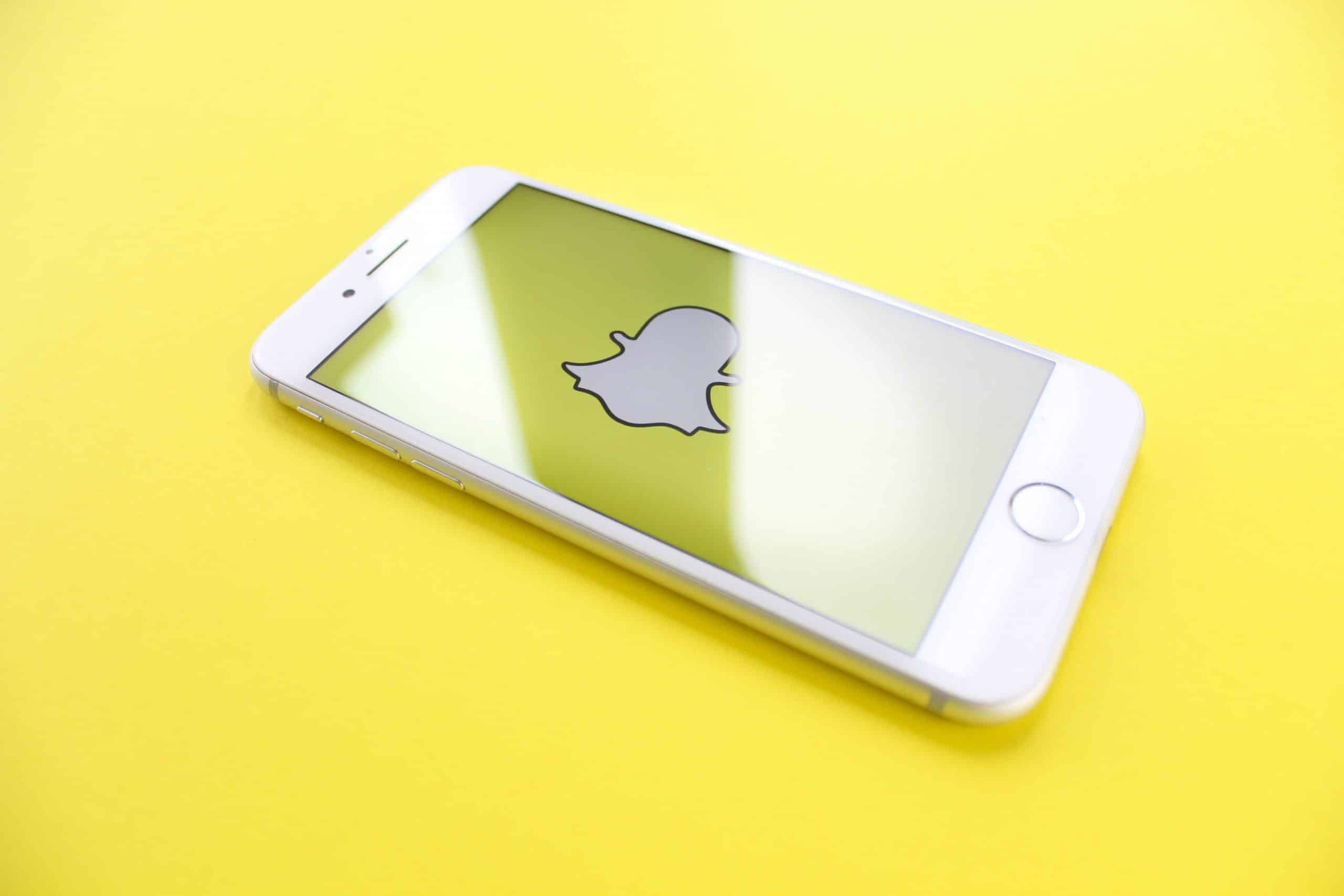 Téléphone affichant Snapchat