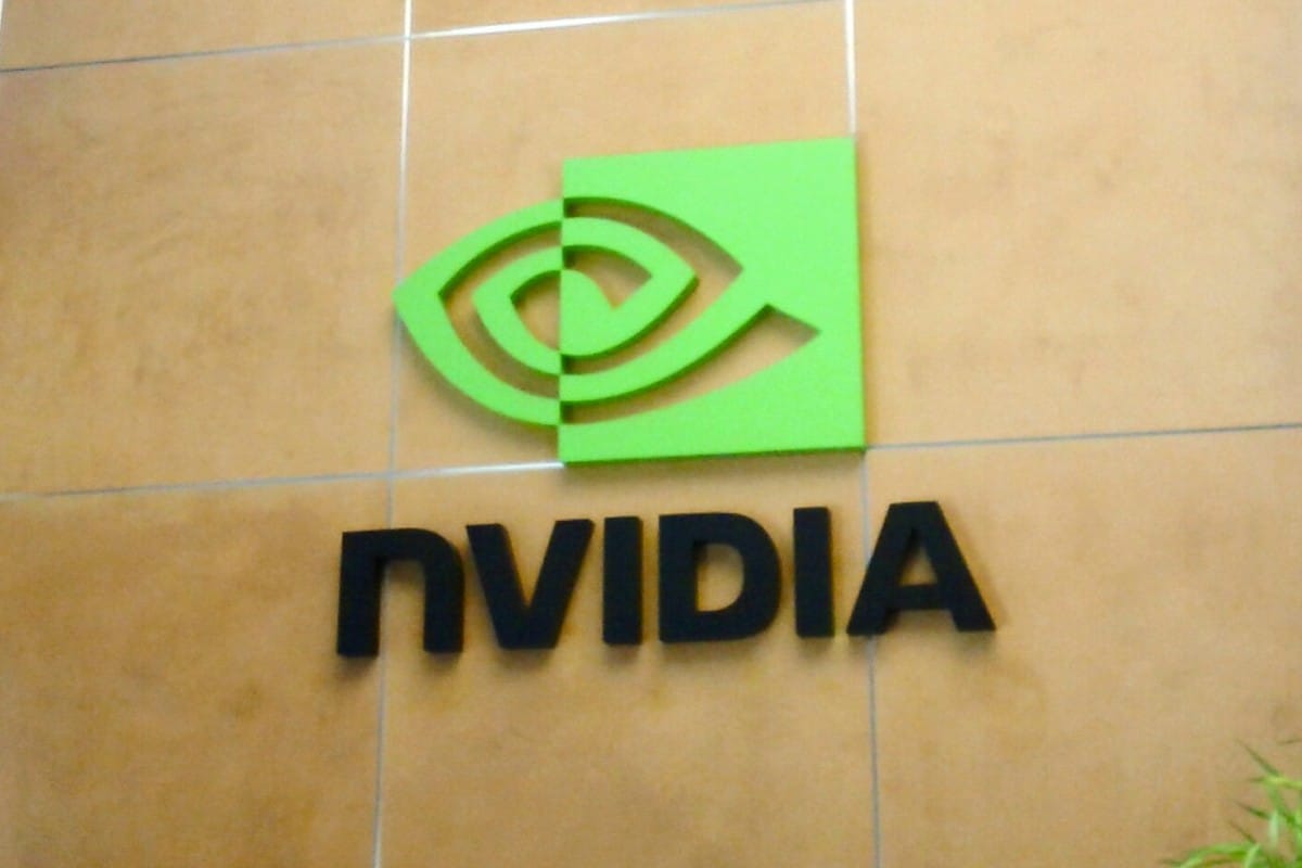 Logo de Nvidia sur un mur.