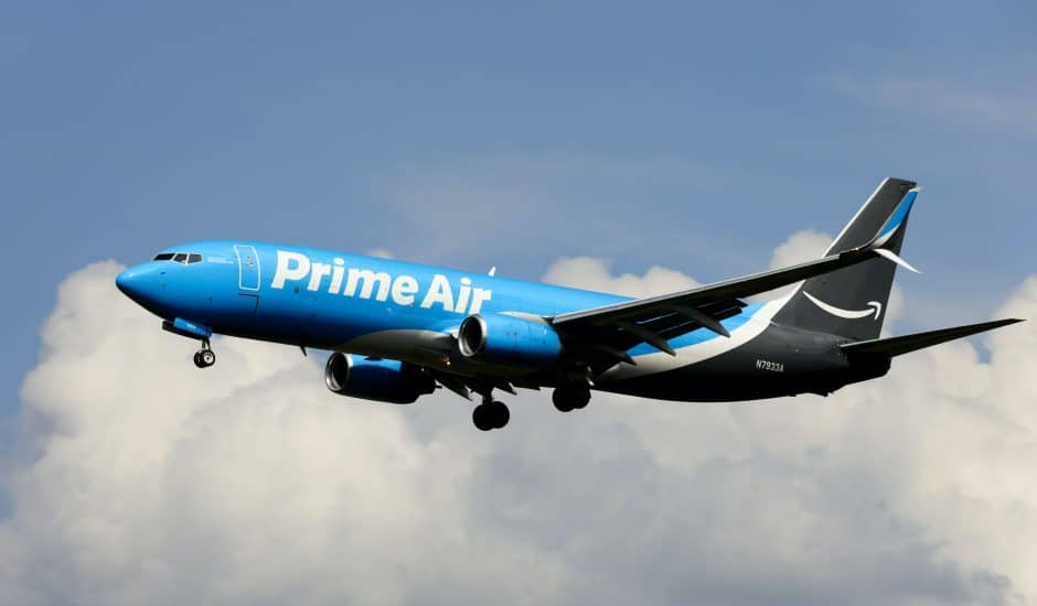 Avion Amazon Prime Air en train de voler
