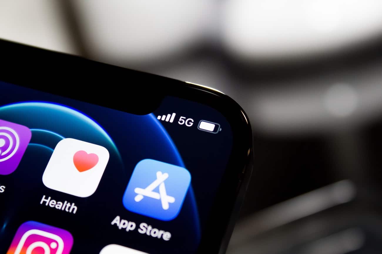 Un écran d'iPhone affichant l'icône d'accès à l'App Store d'Apple