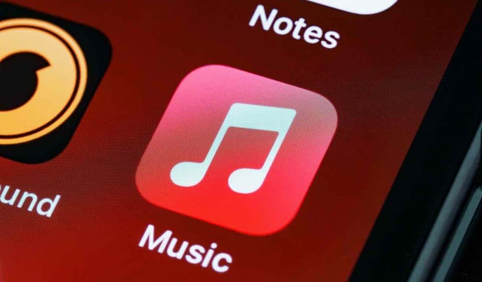 Logo d'Apple Music affiché sur un iPhone.