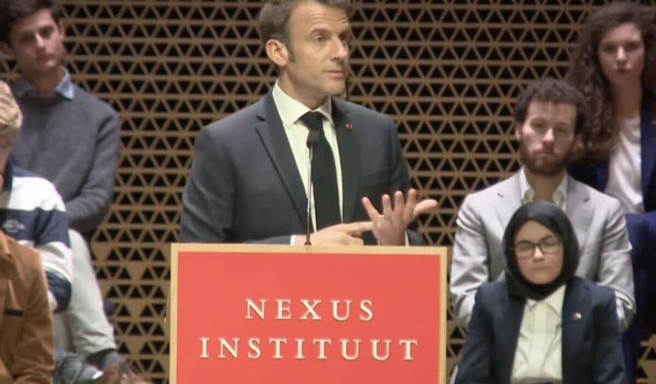 Emmanuel Macron à la tribune