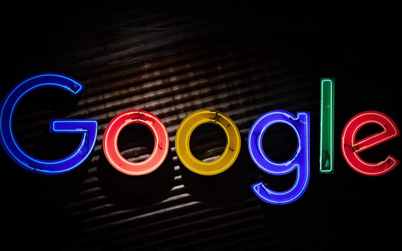 Logo de Google illuminé