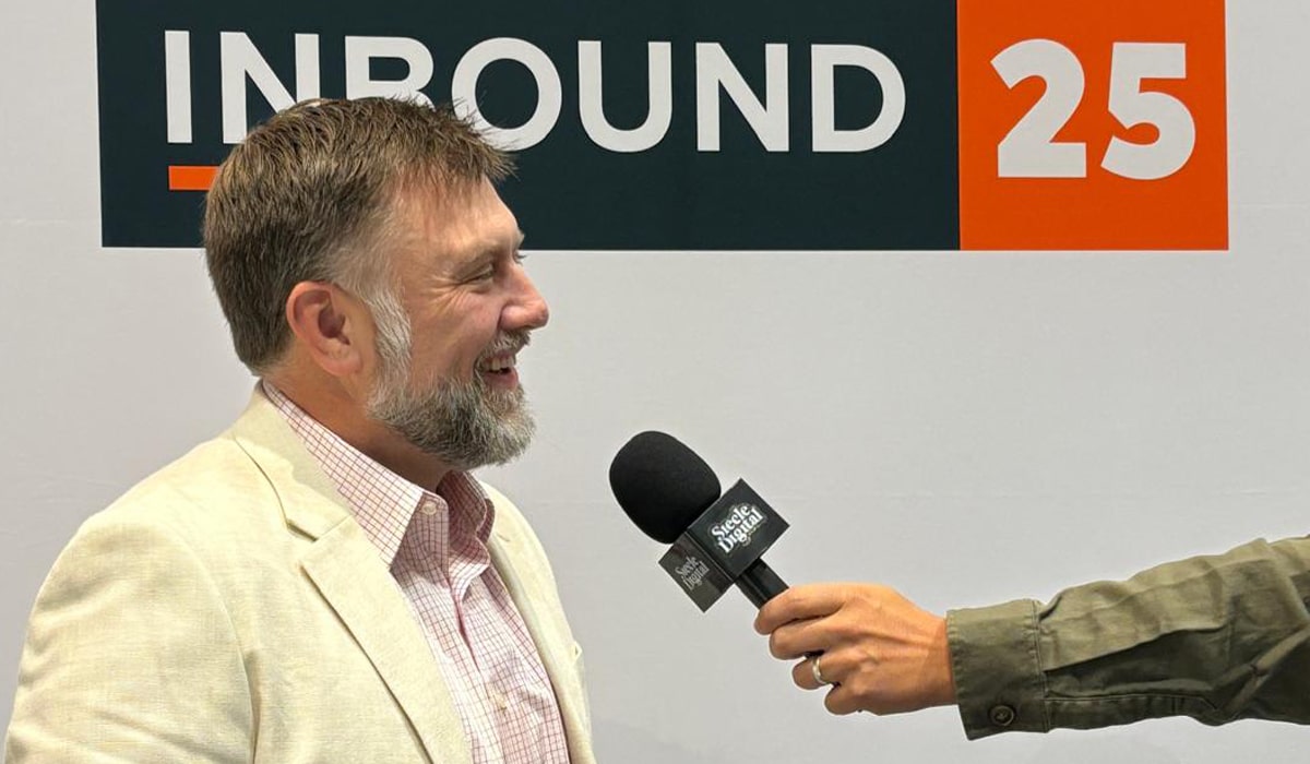 Nicholas Holland - HubSpot