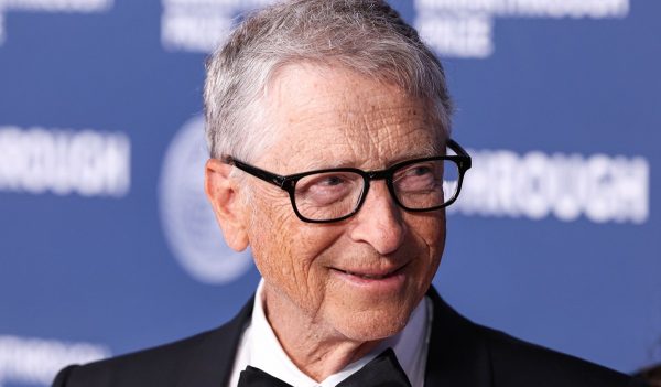 Bill Gates alerte : "L'IA est en pleine bulle"