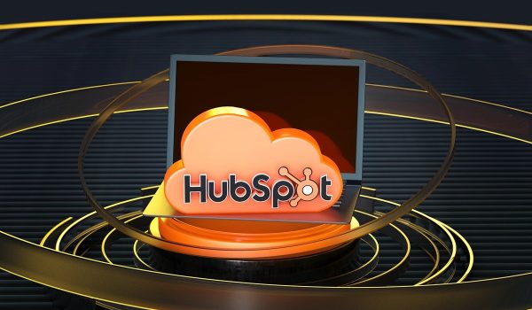 Comment HubSpot enrichit automatiquement les fiches contacts grâce à l’IA