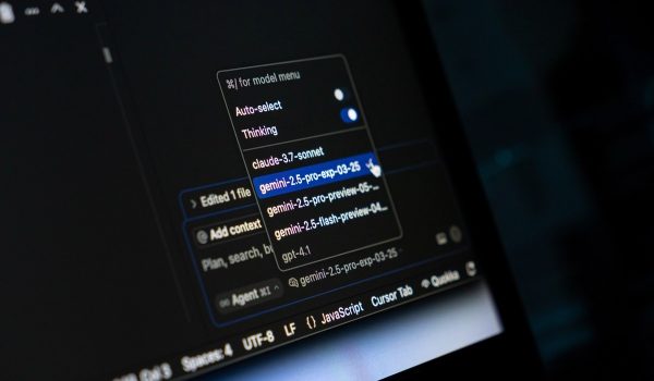 L'outil de code Cursor explose sa valorisation à 29,3 milliards de dollars après une levée de fonds record