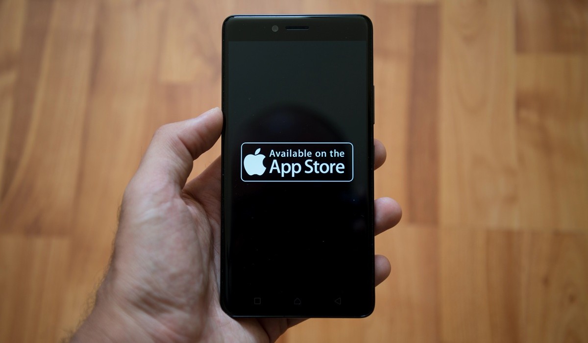 Apple lance enfin son App Store sur le web, dix-sept ans après sa création