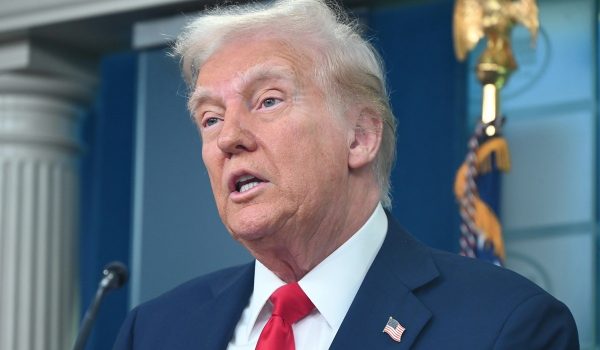 Donald Trump veut imposer une règle unique pour l'IA aux États-Unis