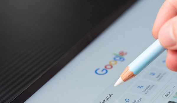 Google Discover teste une nouvelle approche pour mieux comprendre ce que vous voulez vraiment lire