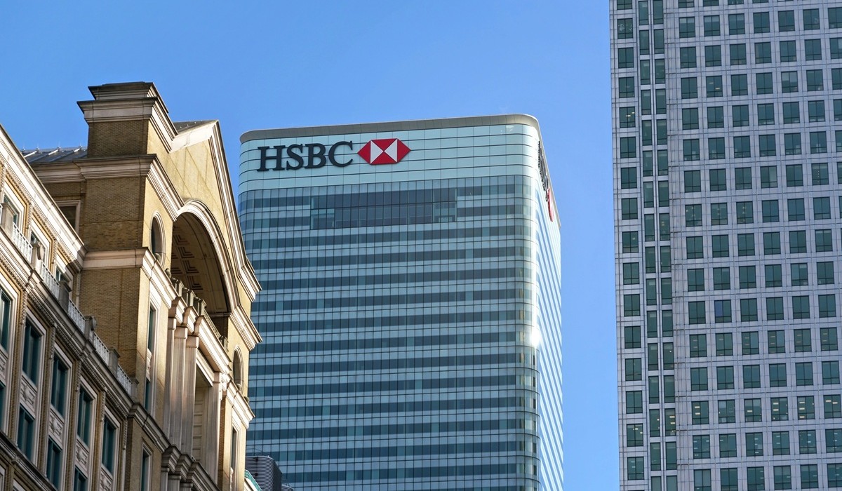 HSBC signe avec Mistral AI pour transformer ses outils métiers à grande échelle
