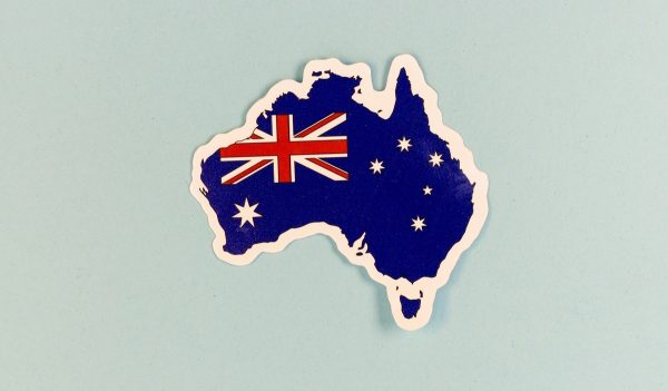 Réseaux sociaux interdits aux moins de 16 ans en Australie : Reddit conteste une mesure jugée trop intrusive