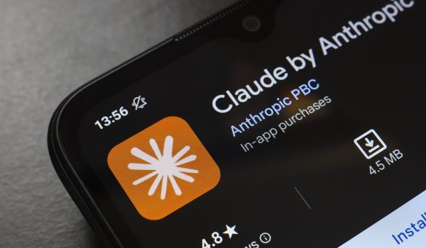 Anthropic accusé de piratage massif par l'industrie musicale