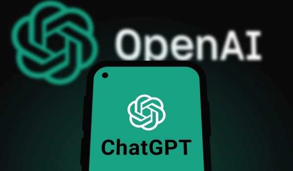 Pourquoi OpenAI change sa vision de ChatGPT pour toucher le grand public