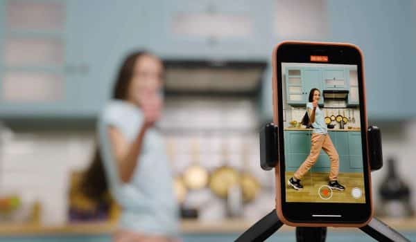 50 milliards de dollars par an : les Reels sont devenus le cœur du business publicitaire de Meta