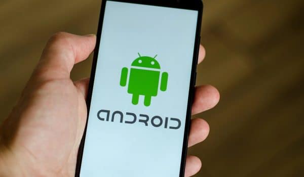 Près d'un milliard de smartphones Android tournent sur des versions obsolètes et restent exposés aux failles de sécurité